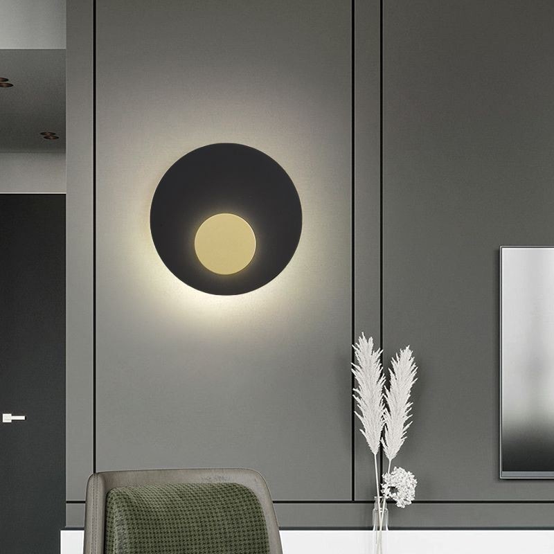 Nástěnné svítidlo Nordic Wall Light Black Gold Kulaté celoměděné nástěnné svítidlo