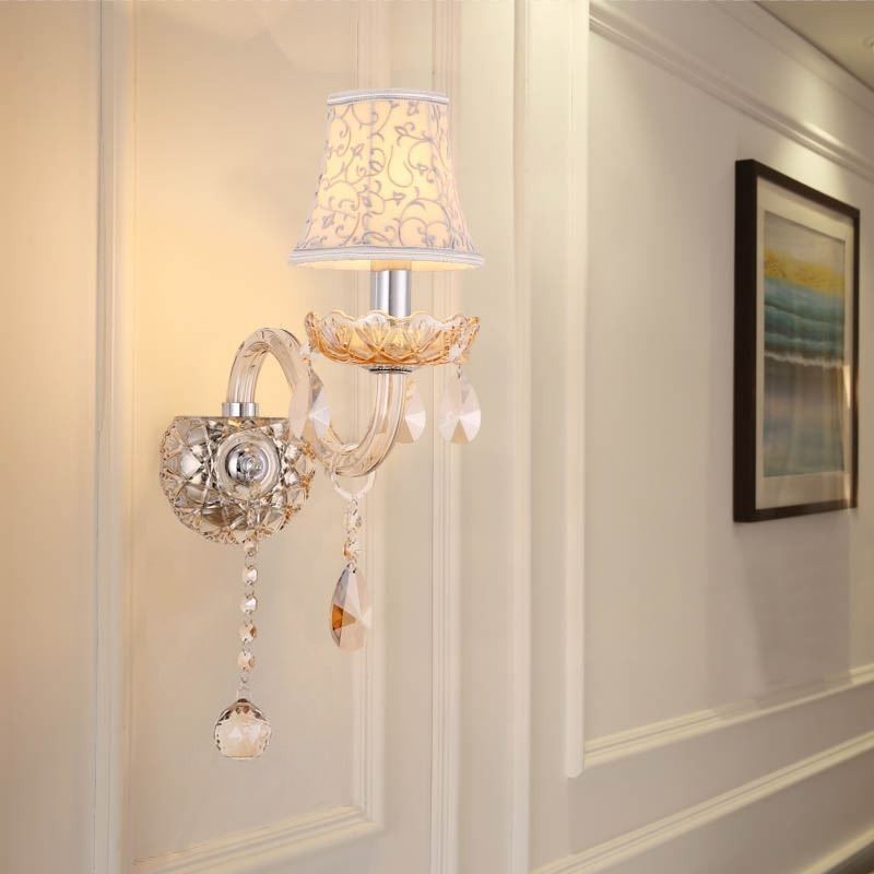 Elegantní nástěnná světelná ulička v evropském stylu Crystal Sconce