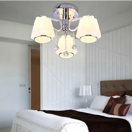 Zapuštěné křišťálové moderní moderní sklo