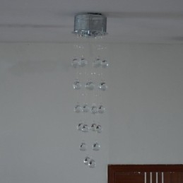 Luxusní křišťálová lampa