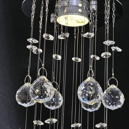 Luxusní křišťálová lampa