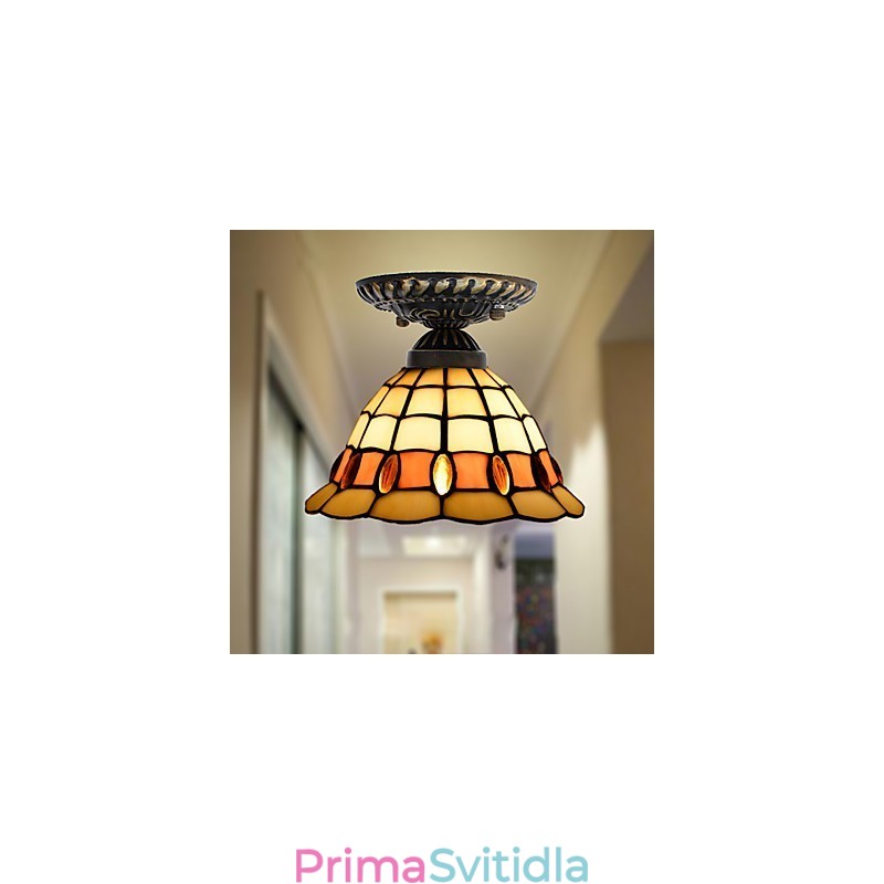 Evropská venkovská výtvarná umění Vitráže absorbují světlo kupolové lampy