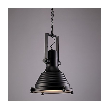 Prodejna černých retro železných závěsných lamp a skleněných stínidel Prodejna černých retro železných závěsných lamp a skleněných stínidel