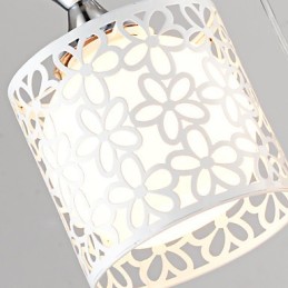 Současná a smluvní tři kreativní křišťálová lampa z tepaného železa